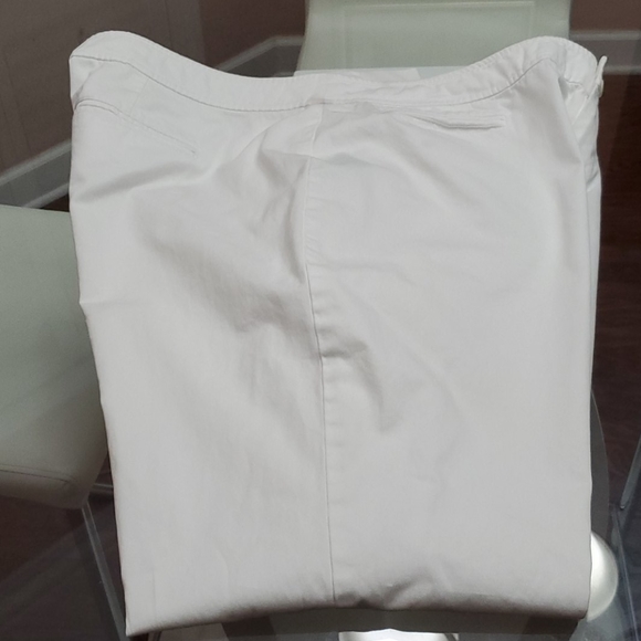 Lauren Ralph Lauren 3 Pocket Pants - Picture 2 of 5